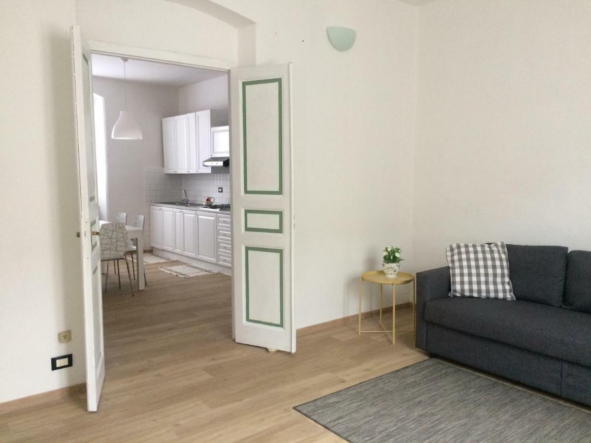 Bixio9 Apartment ลาสเปเซีย ภายนอก รูปภาพ